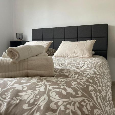 Stelarium-Suite Con Bano Privado En Casa Compartida-Uebica2 ไมเรียนา เดล อัลคาราเฟ ภายนอก รูปภาพ