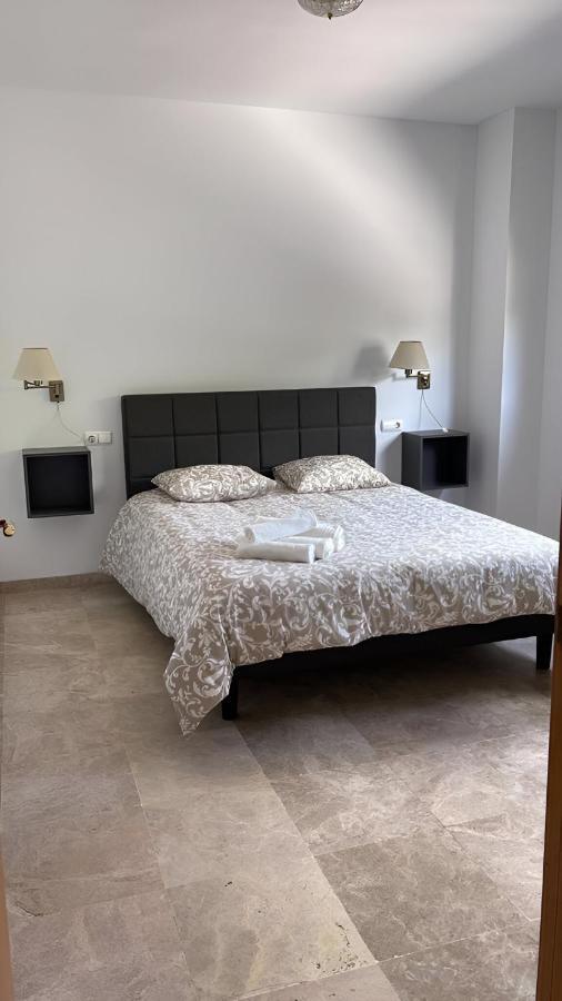 Stelarium-Suite Con Bano Privado En Casa Compartida-Uebica2 ไมเรียนา เดล อัลคาราเฟ ภายนอก รูปภาพ