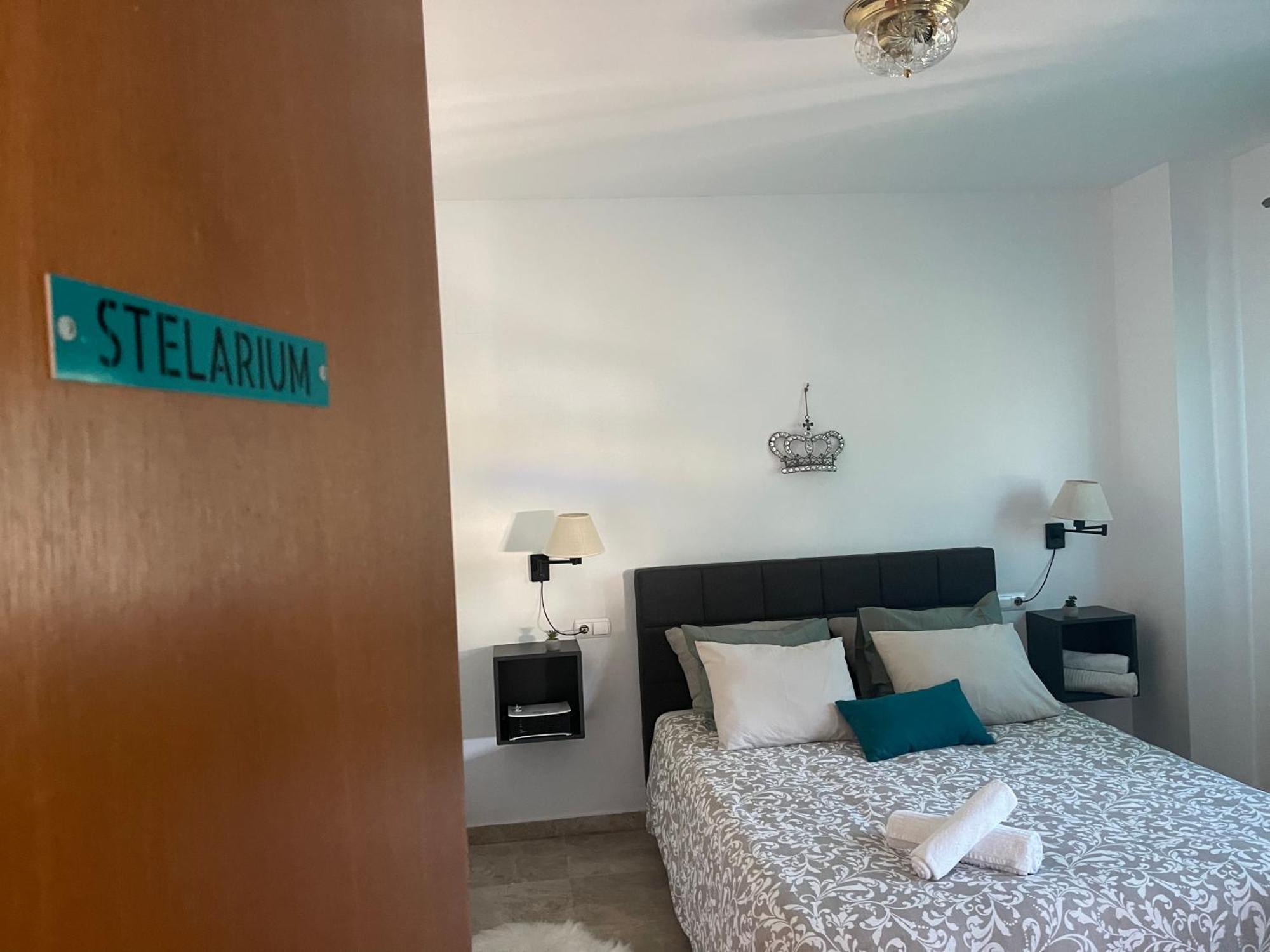 Stelarium-Suite Con Bano Privado En Casa Compartida-Uebica2 ไมเรียนา เดล อัลคาราเฟ ภายนอก รูปภาพ
