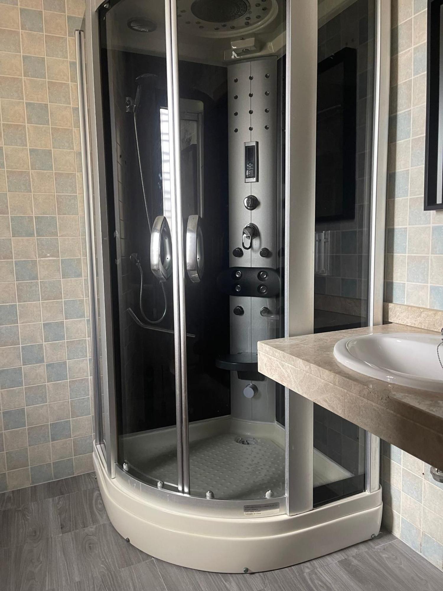 Stelarium-Suite Con Bano Privado En Casa Compartida-Uebica2 ไมเรียนา เดล อัลคาราเฟ ภายนอก รูปภาพ